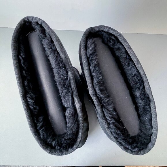 UGG Australia Womens Classic Tall Boots US 8 Style # 5815 Black Sheepskin + Box - Picture 8 of 16